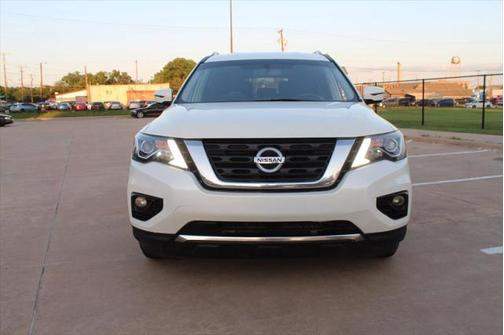 2019 Nissan Pathfinder SV