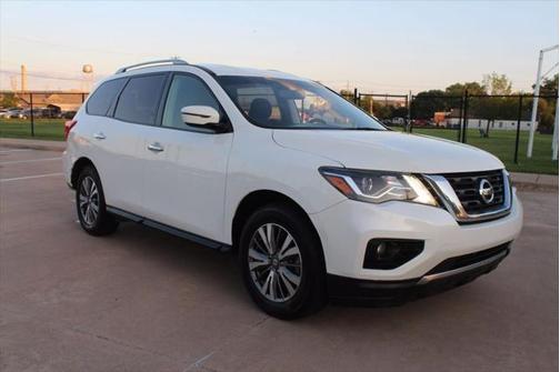 2019 Nissan Pathfinder SV