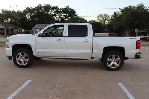 2017 Chevrolet Silverado 1500 2LT