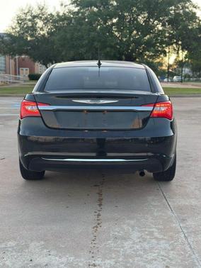 2012 Chrysler 200 Limited