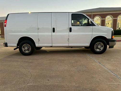 2017 Chevrolet Express 2500 Work Van