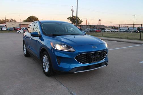 2020 Ford Escape SE