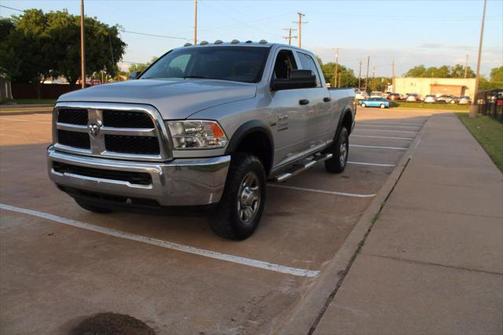 2017 RAM 2500 Tradesman Crew Cab 4x4 6'4' Box