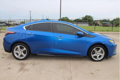 2018 Chevrolet Volt LT