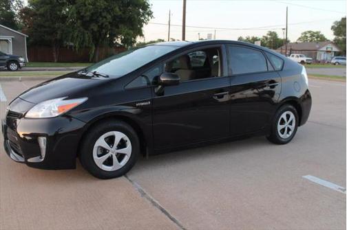 2012 Toyota Prius Two