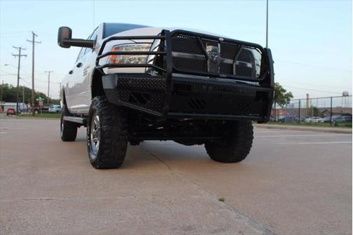 2018 RAM 2500 Tradesman Crew Cab 4x4 6'4' Box