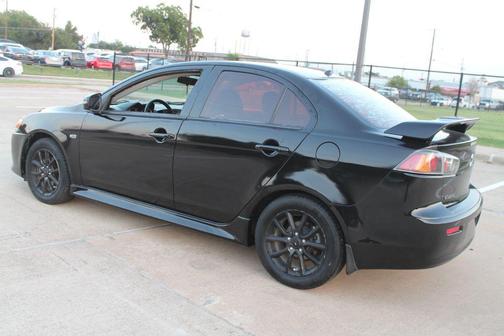 2016 Mitsubishi Lancer SE