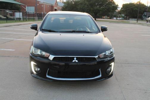 2016 Mitsubishi Lancer SE