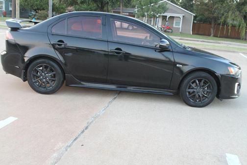 2016 Mitsubishi Lancer SE