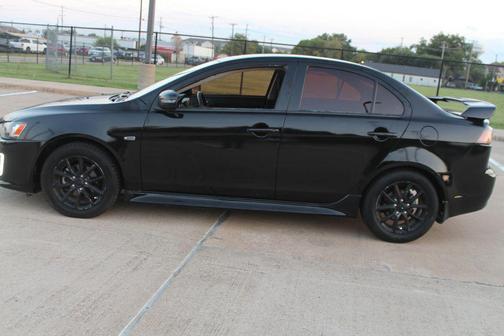 2016 Mitsubishi Lancer SE