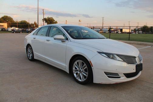 2016 Lincoln MKZ Base
