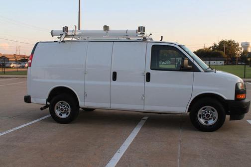 2018 GMC Savana 2500 Work Van