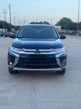 2016 Mitsubishi Outlander ES