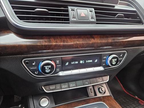 2018 Audi Q5 2.0T Premium Plus