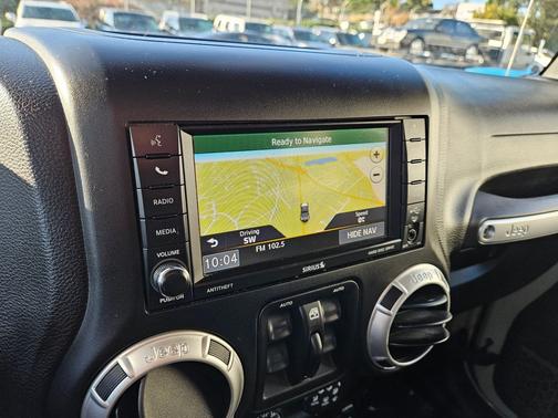 2018 Jeep Wrangler JK Unlimited Sahara