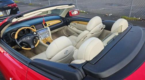 2004 Lexus SC 430 Base