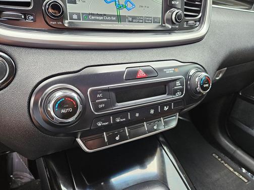 Snow White Pearl 2019 Kia Sorento SX