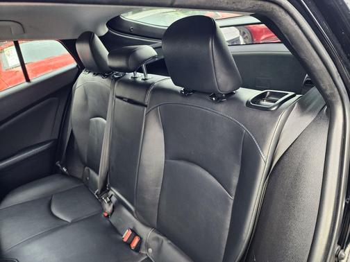 2016 Toyota Prius Three Touring