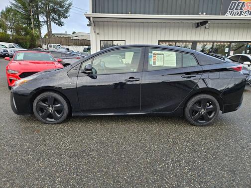 2016 Toyota Prius Three Touring