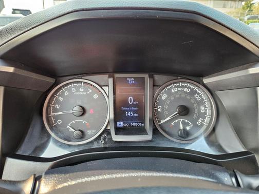 2017 Toyota Tacoma TRD Sport
