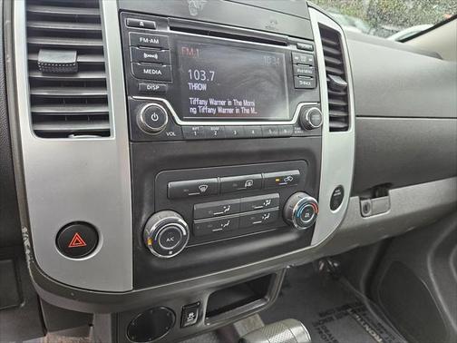 2017 Nissan Frontier SV