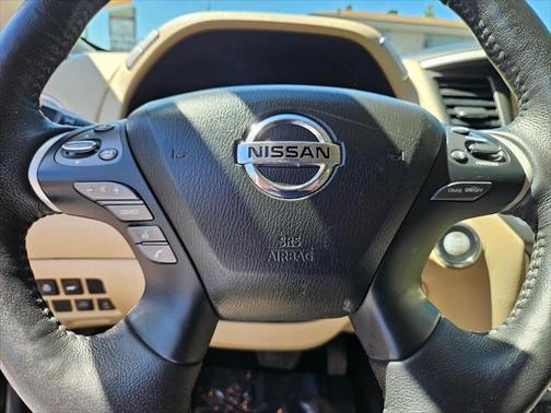 2019 Nissan Pathfinder SL