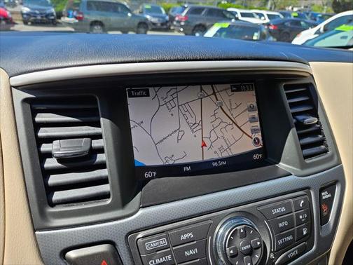 2019 Nissan Pathfinder SL