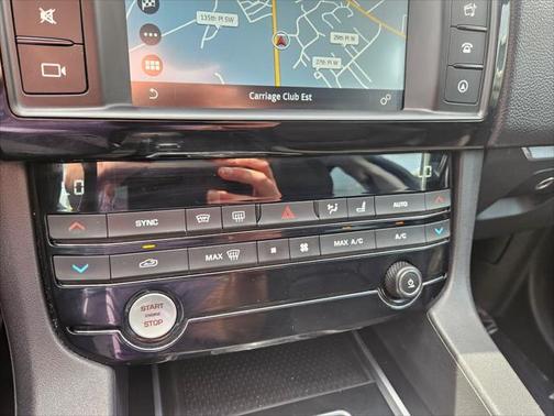 2018 Jaguar F-PACE 25t Premium