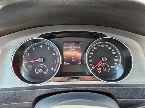 2017 Volkswagen Golf TSI SE 4-Door