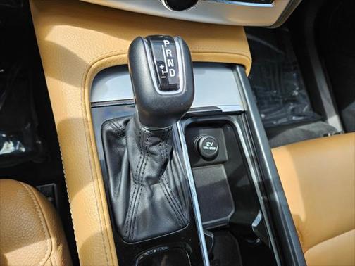 2018 Volvo XC90 T5 Momentum