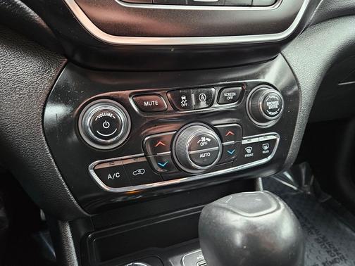 2020 Jeep Cherokee Trailhawk Elite