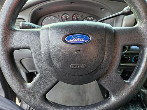 2006 Ford Ranger XL SuperCab