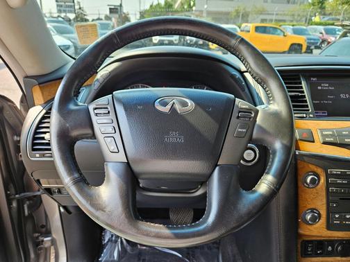 2013 INFINITI QX56 Base