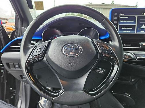 2020 Toyota C-HR XLE