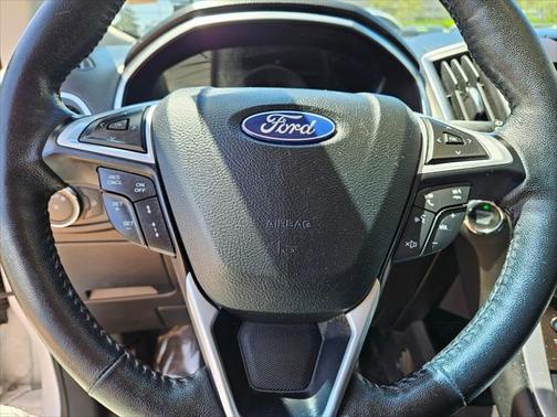 2018 Ford Edge Sport