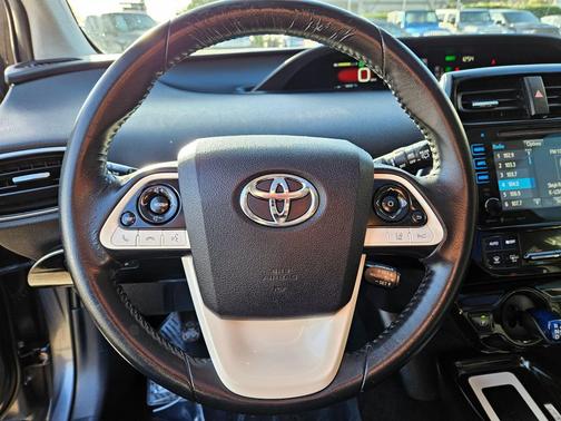 2016 Toyota Prius Three