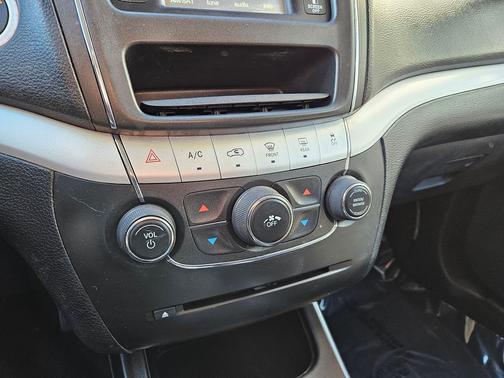 2017 Dodge Journey SE