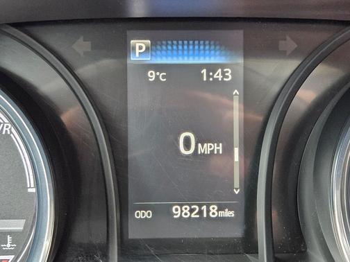 2020 Toyota Camry Hybrid SE