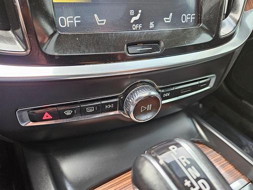 2019 Volvo S60 T5 Momentum
