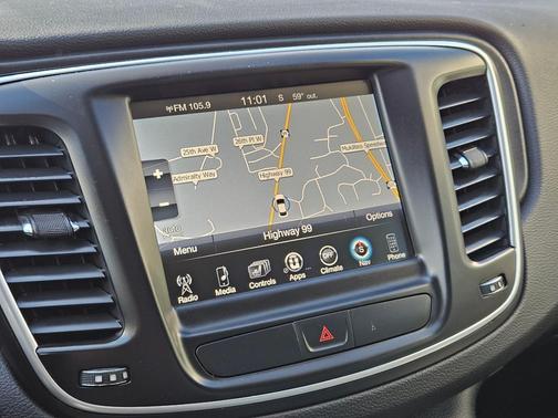 2017 Chrysler 200 Limited