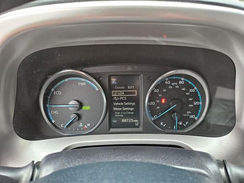 2018 Toyota RAV4 Hybrid LE