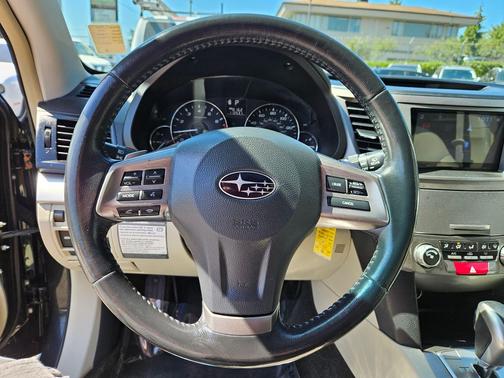 2012 Subaru Outback 2.5i Premium