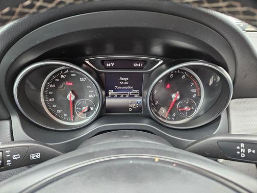 Polar White 2018 Mercedes-Benz GLA 250 4MATIC