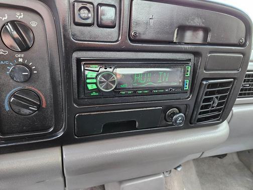 1996 Dodge Ram 1500 LT