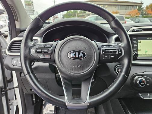 2016 Kia Sorento SX