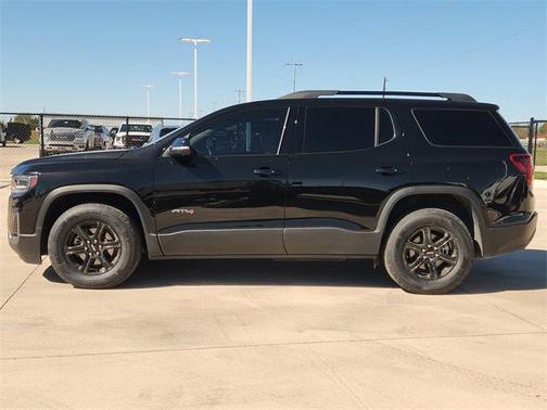 2023 GMC Acadia AWD AT4