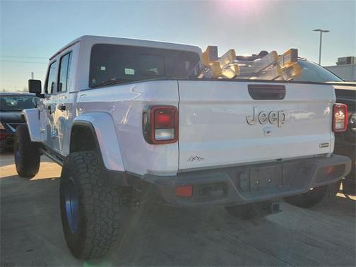 2022 Jeep Gladiator Overland