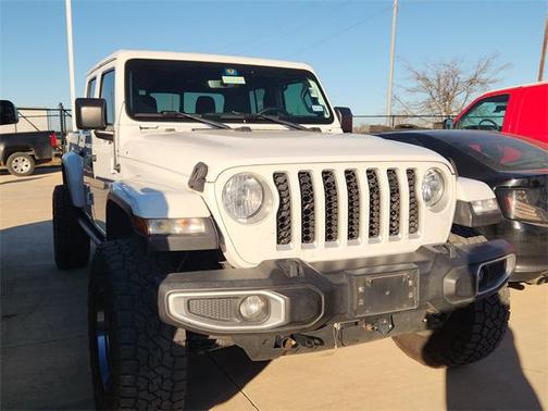 2022 Jeep Gladiator Overland