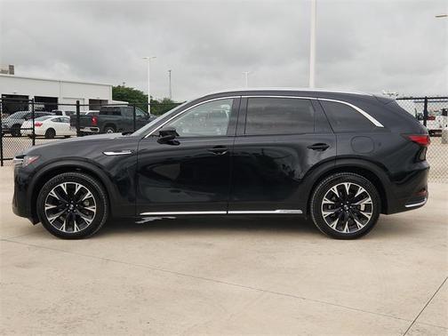 2024 Mazda CX-90 PHEV Premium
