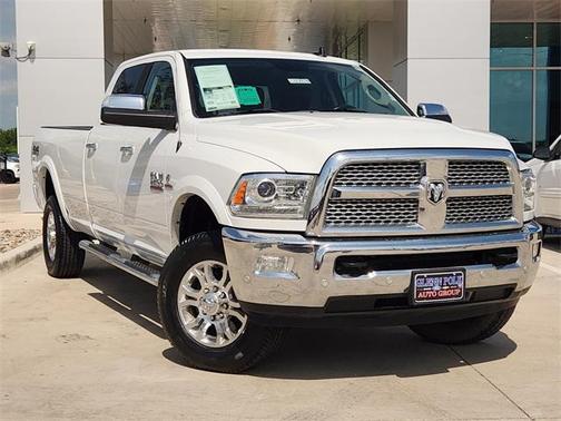 2018 RAM 2500 Laramie Crew Cab 4x4 8' Box